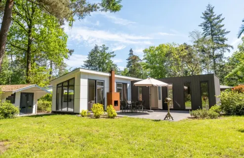 #2 Lochem

    Overijssel
    EuroParcs op 500m
    SUP verhuur
    Tiny House en bungalows
