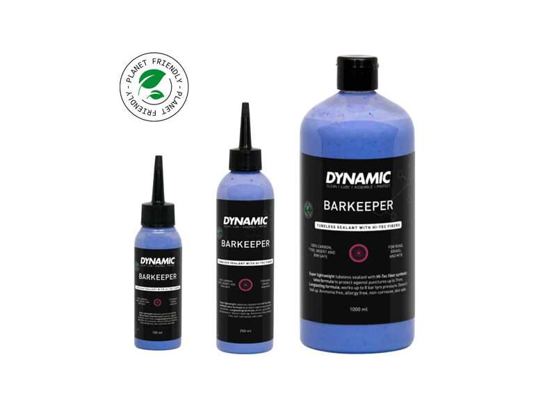 #9 Tubeless sealant Dynamic

Ik gebruik de latex van Dynamic om 2 belangrijke redenen. Je kan de latex vullen via het ventiel waardoor het geen kliederboel wordt bij het tubeless maken van je banden. Daarnaast hoef je de oude latex niet te verwijderen als je toe bent aan het toevoegen van nieuwe latex na zo'n 6 maanden.